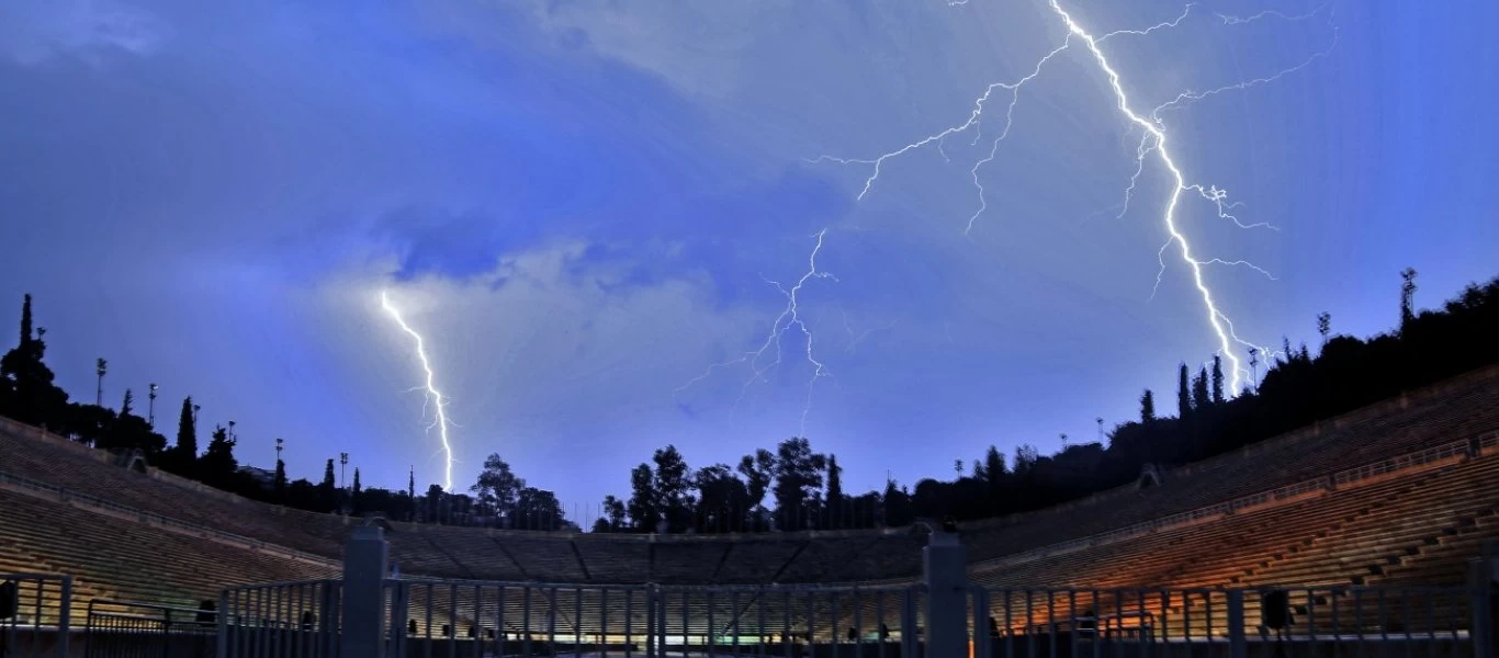 Έκτακτη πρόγνωση του καιρού: Από το Σάββατο έρχονται χαλαζοπτώσεις, καταιγίδες και ισχυροί άνεμοι